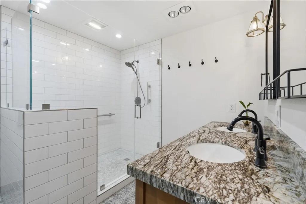 Additional image 39 of 5640 E Parkcrest St, Long Beach, CA 90808