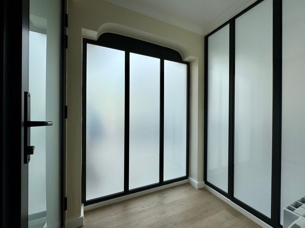 Additional image 21 of 2 bed flat to rent3 Vaucluse Court, St Helier JE2