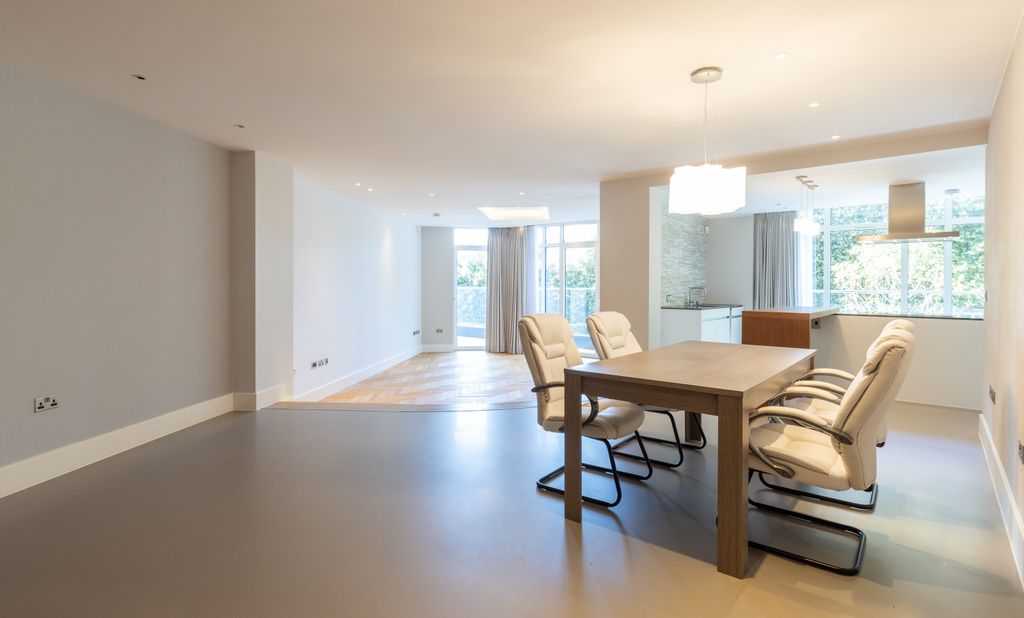 Additional image 5 of 2 bed flat to rentMont De La Rocque, St. Brelade, Jersey JE3
