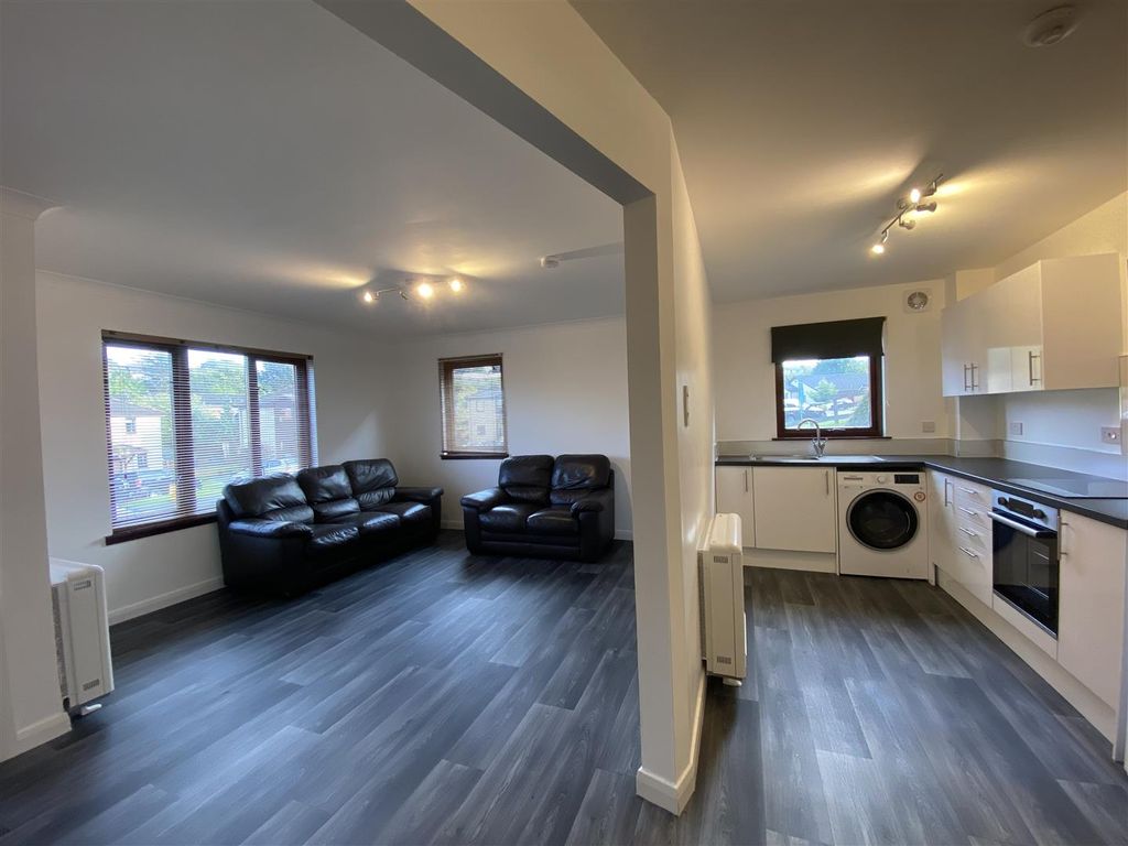 Additional image 4 of 2 bed flat to rentAllison Crescent, Perth PH1