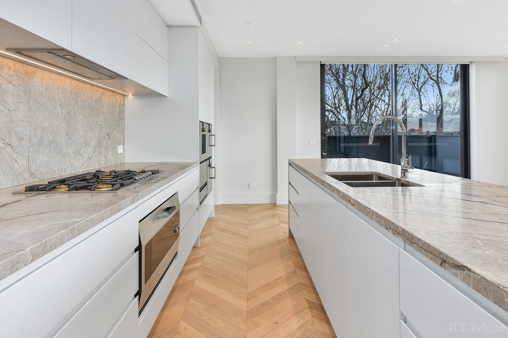 Additional image 9 of Penthouse/663 Malvern Road, Toorak VIC 3142