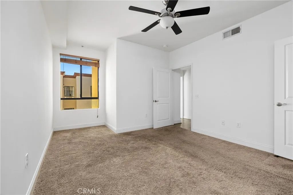 Additional image 41 of 6938 Laurel Canyon Blvd Unit 304, North Hollywood, CA 91605