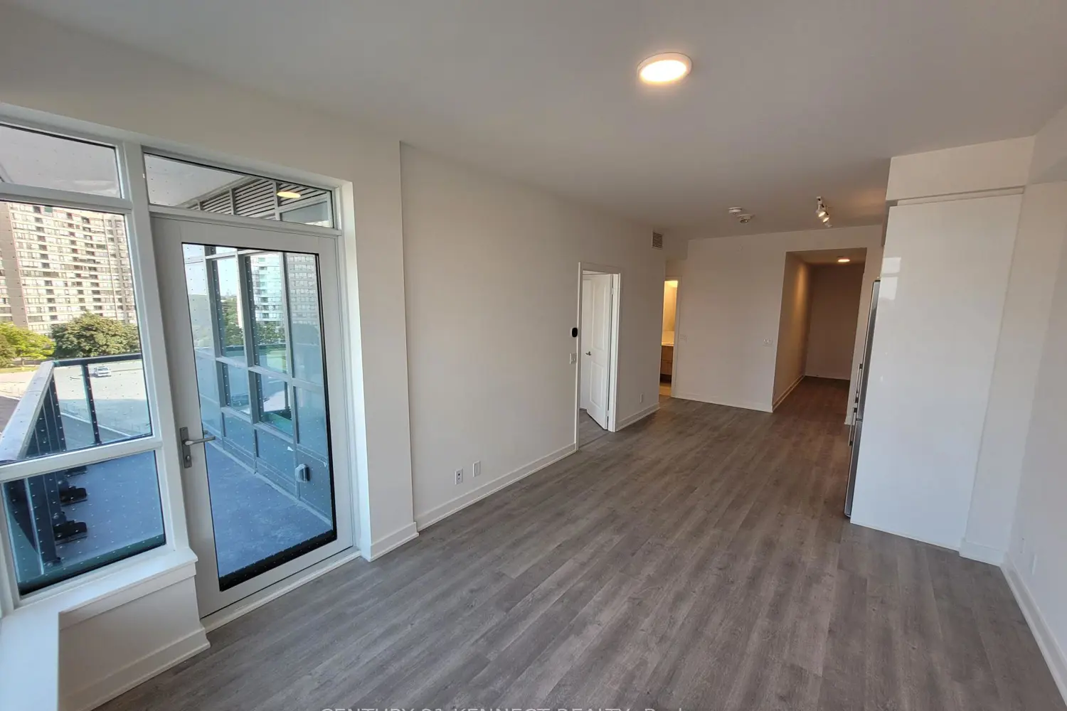 Additional image 15 of 50 Upper Mall Way B-432