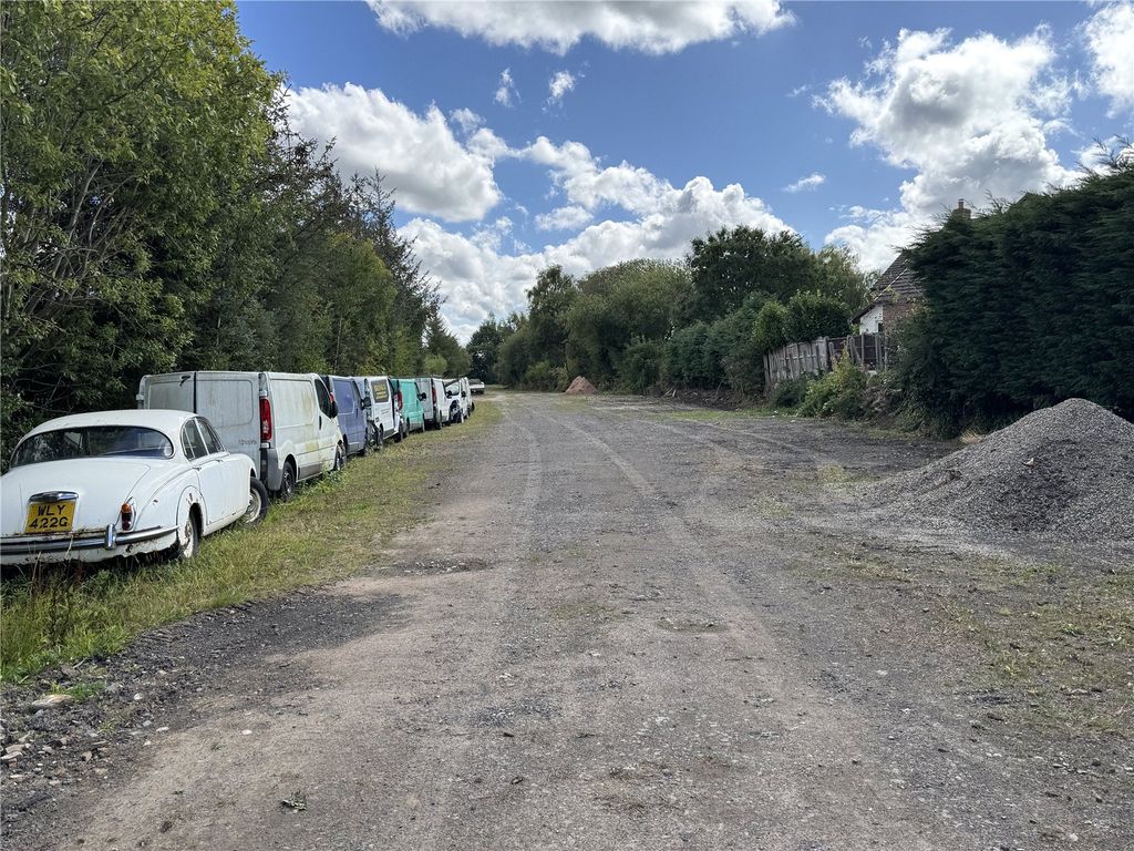 Additional image 4 of Land to rentRawlinson Lane, Heath Charnock, Chorley, Lancashire PR7