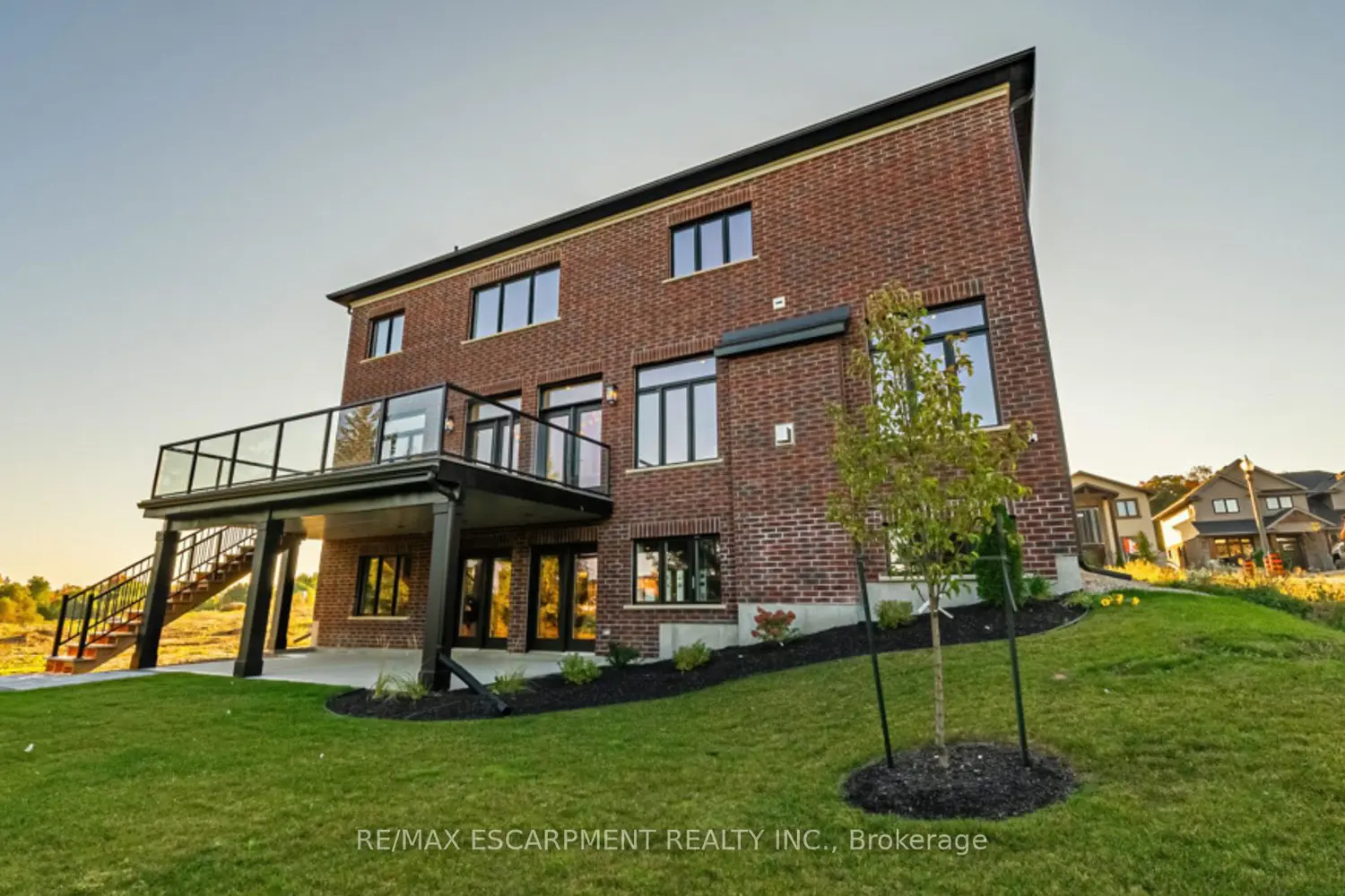 Additional image 17 of 455 Masters Drive