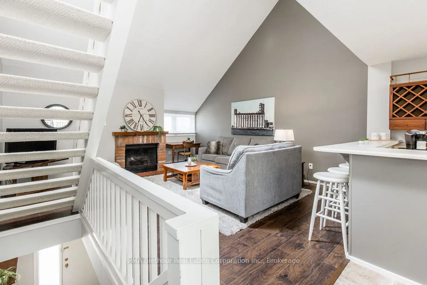 Additional image 9 of 214 Escarpment Crescent 31