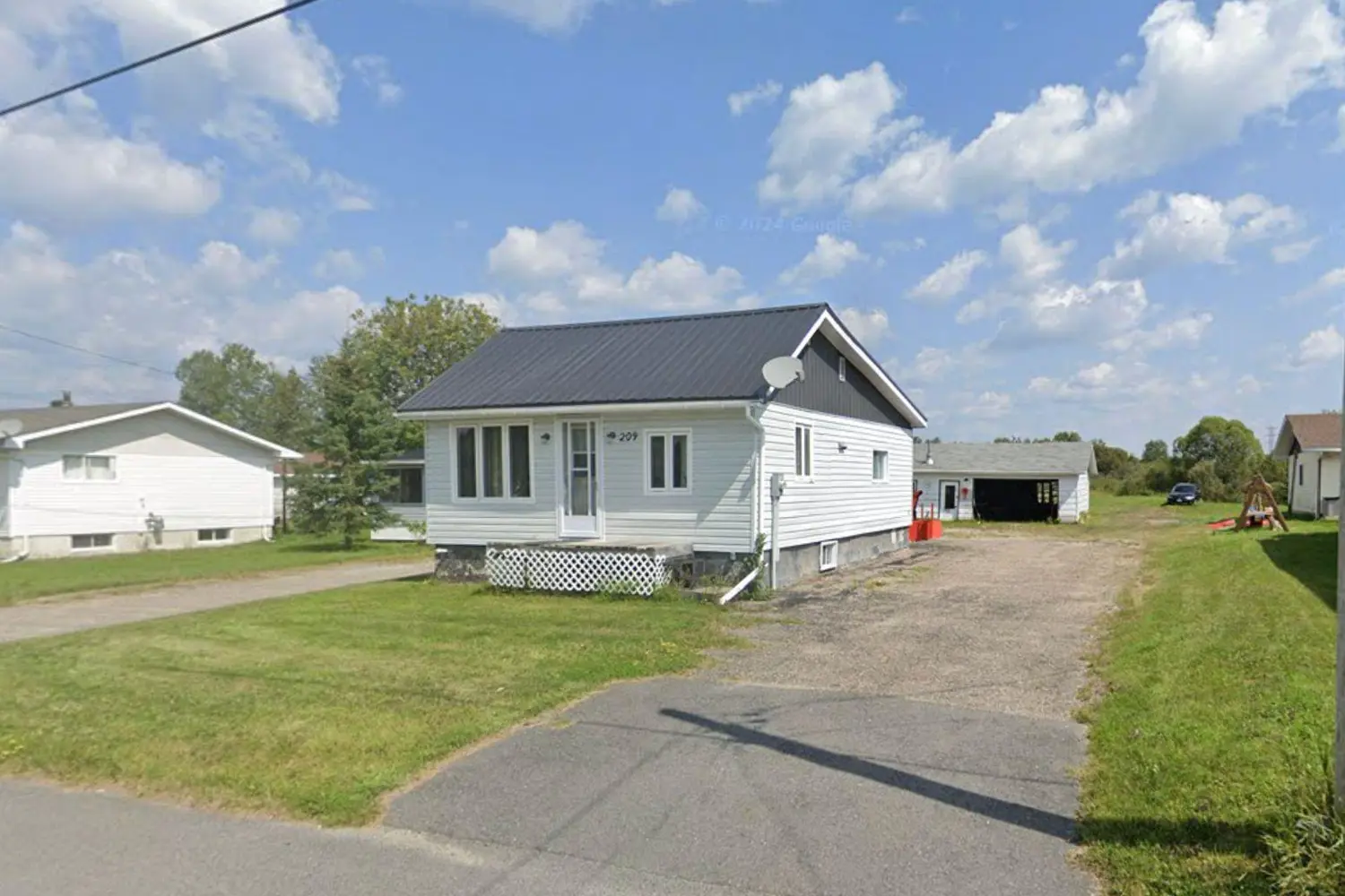 209 Ross Road
