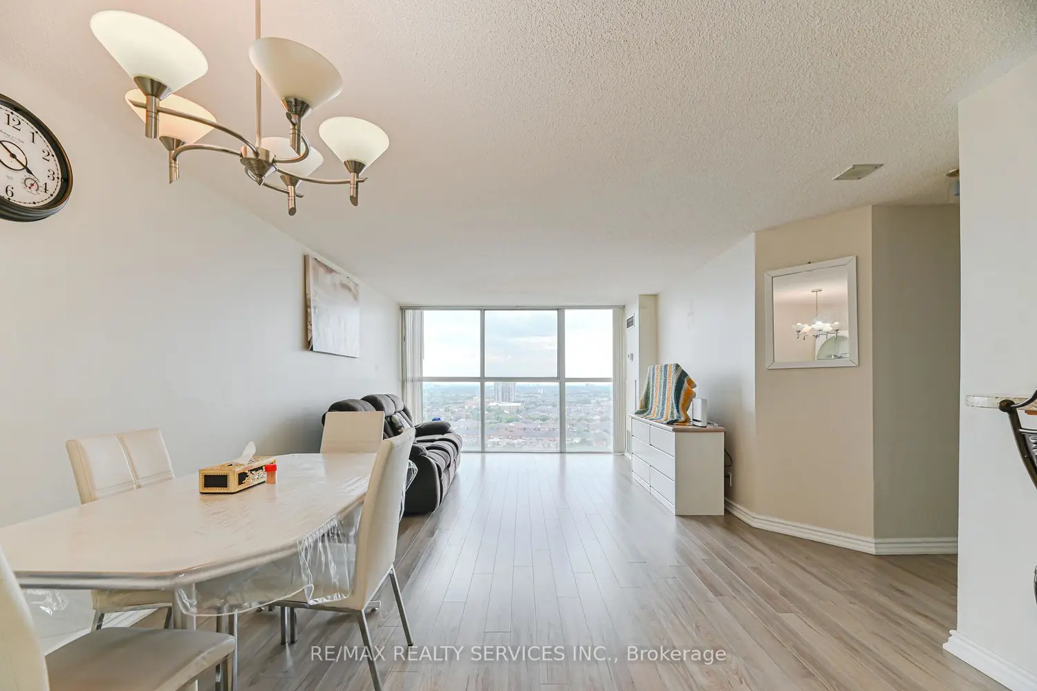 Additional image 4 of 35 Trailwood Drive 1911