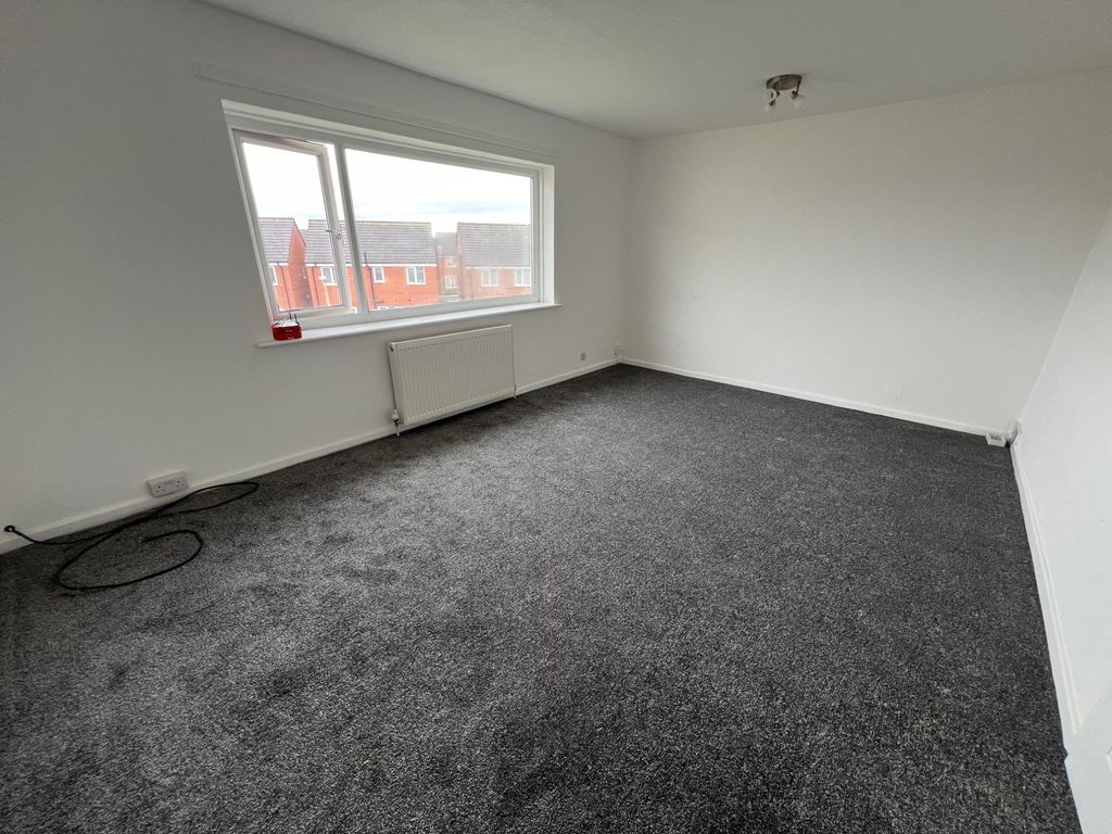 Additional image 3 of 2 bed flat to rentLindsay Court, New Road, Lytham St. Annes, Lancashire FY8
