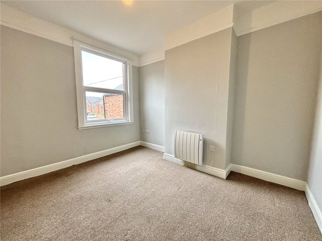 Additional image 6 of 2 bed flat to rentCedar Road, Northampton, Northamptonshire NN1