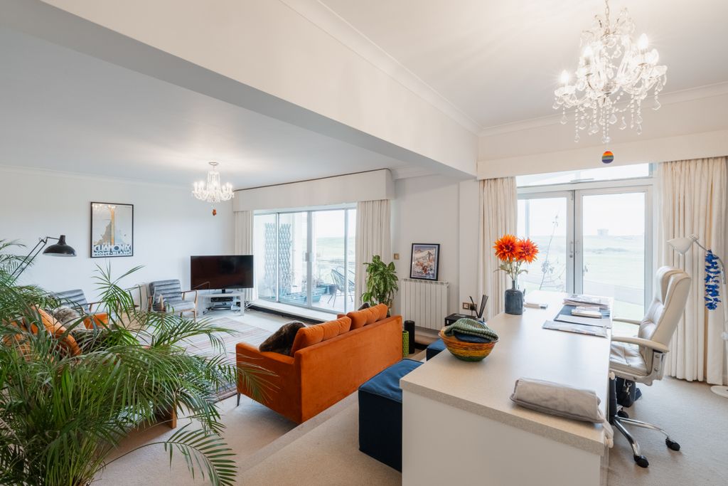 Additional image 5 of 2 bed flat to rentLa Rue A Don, Grouville, Jersey JE3