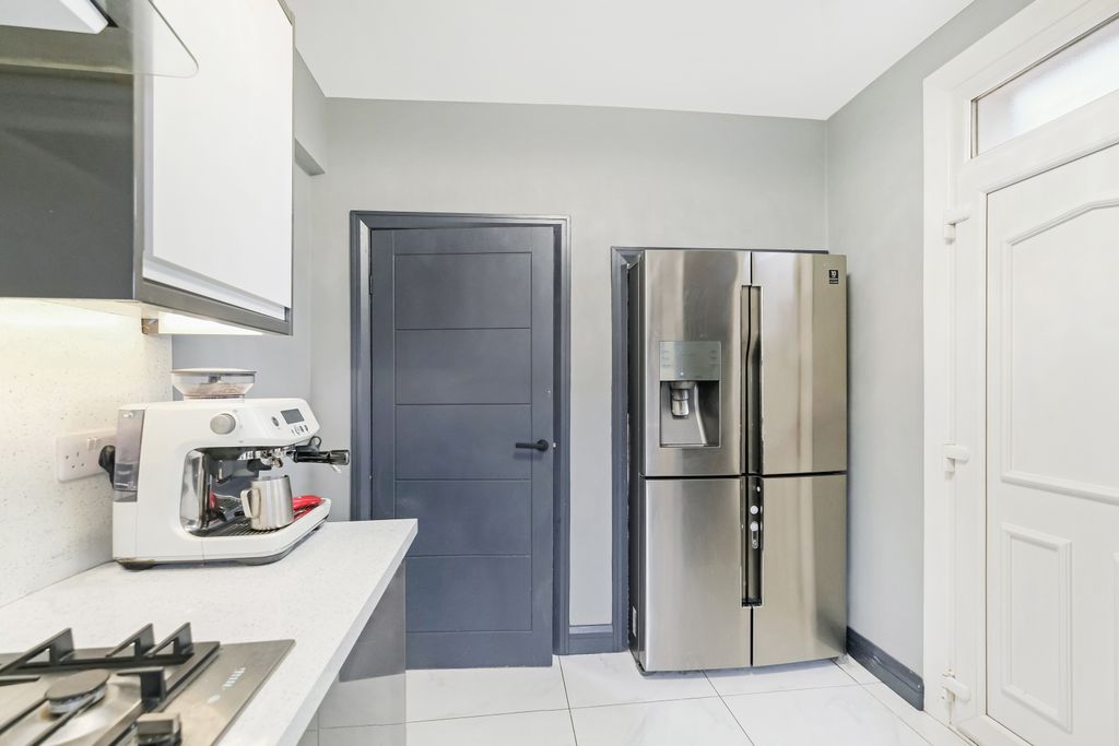 Additional image 7 of 2 bed property to rentDrumoyne Square, Glasgow G51