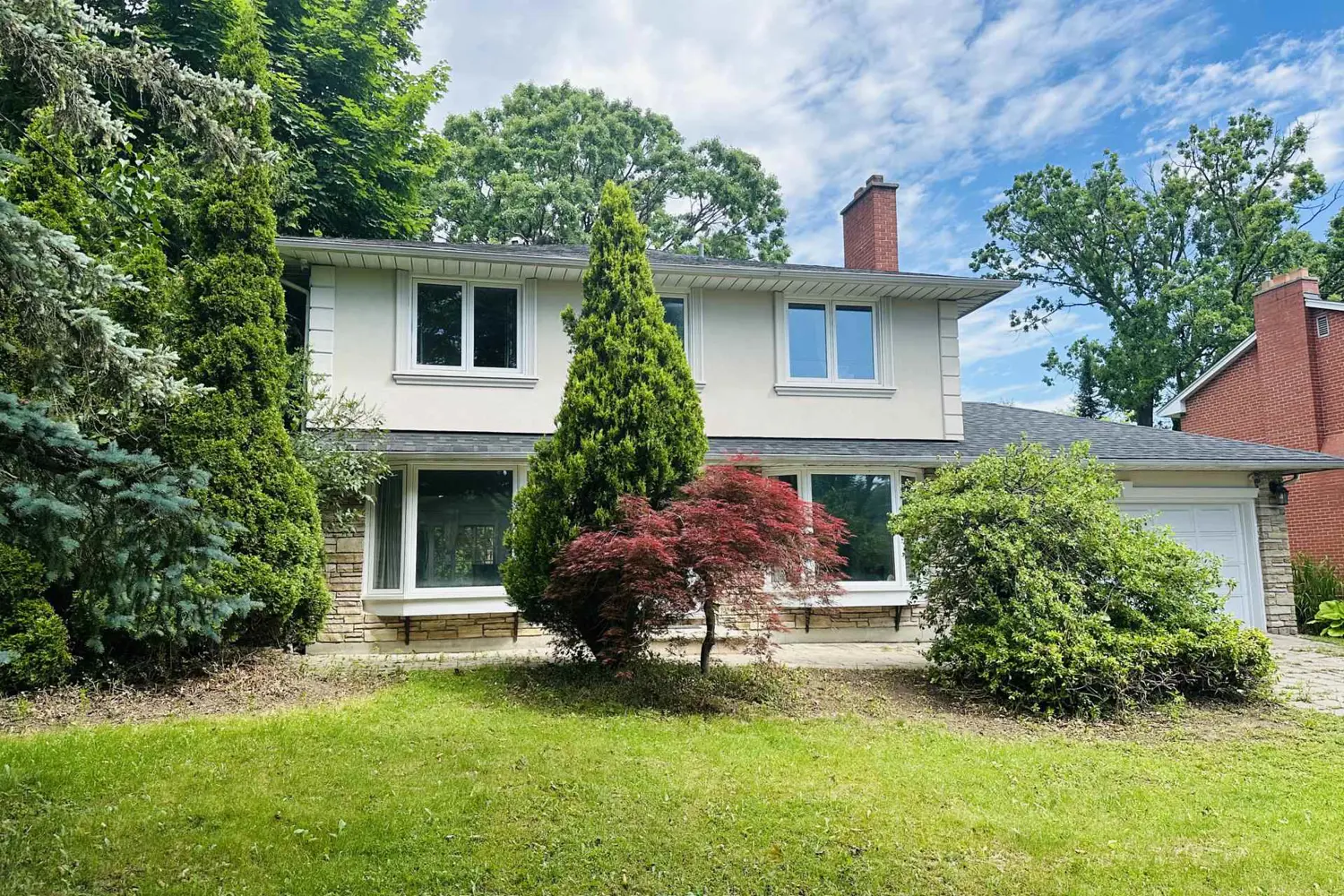125 Bannatyne Drive