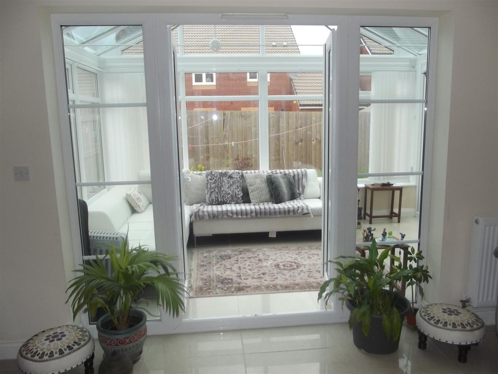 Additional image 4 of 4 bed town house to rentRhode Island Drive, Exeter EX2