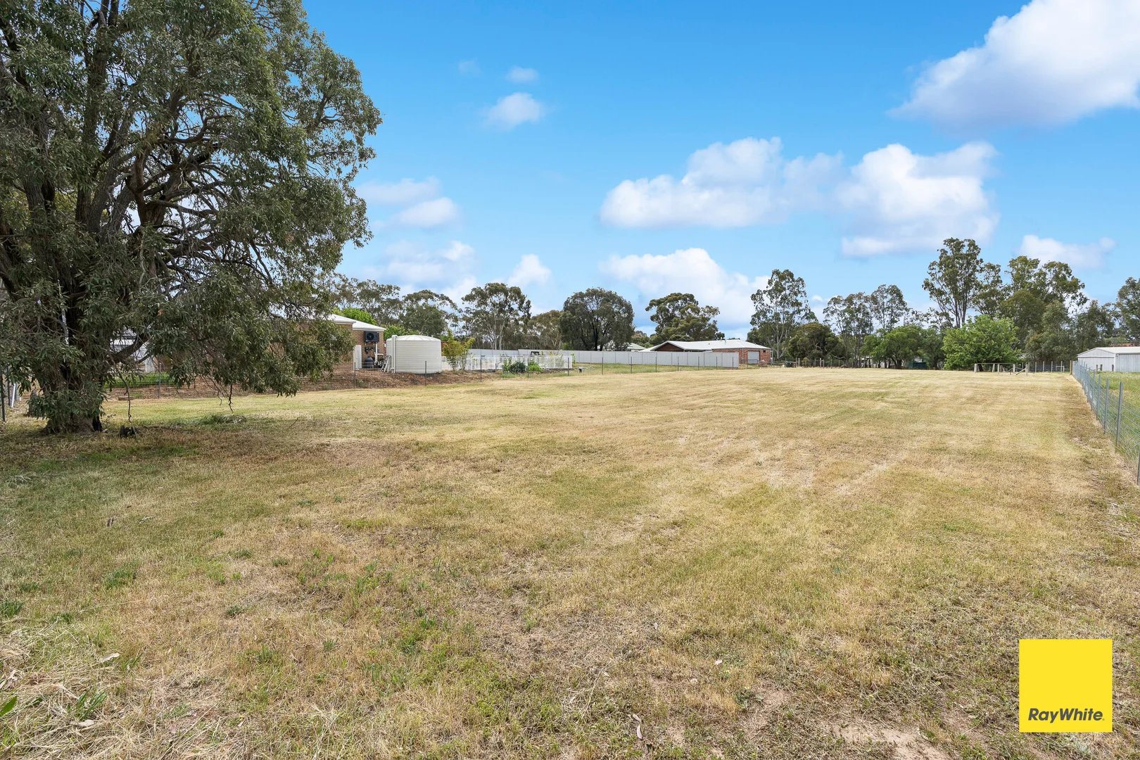 Additional image 4 of 35 Raglan Place East, Axedale VIC 3551