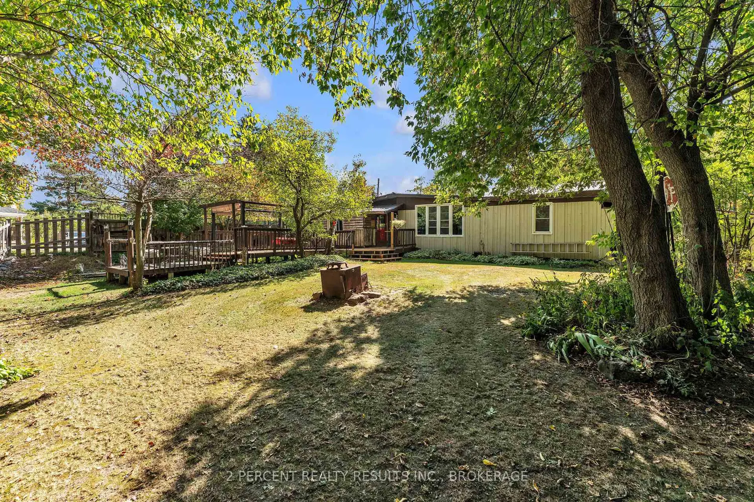 Additional image 9 of 12 Luffman Road