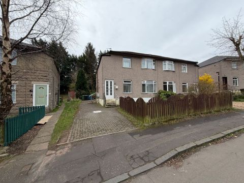 56 Highcroft Avenue, Glasgow, Lanarkshire G44