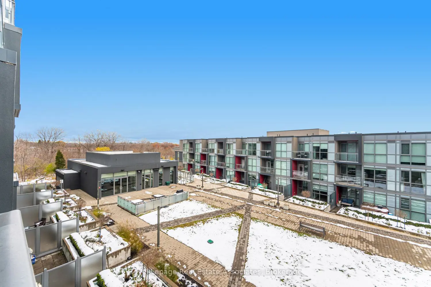 Additional image 15 of 5240 Dundas Street B401