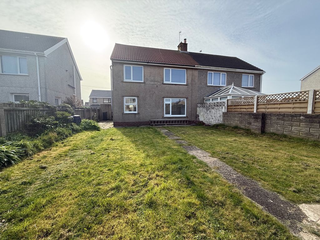 Additional image 10 of 3 bed semi-detached house to rentBach Road, Port Talbot SA12