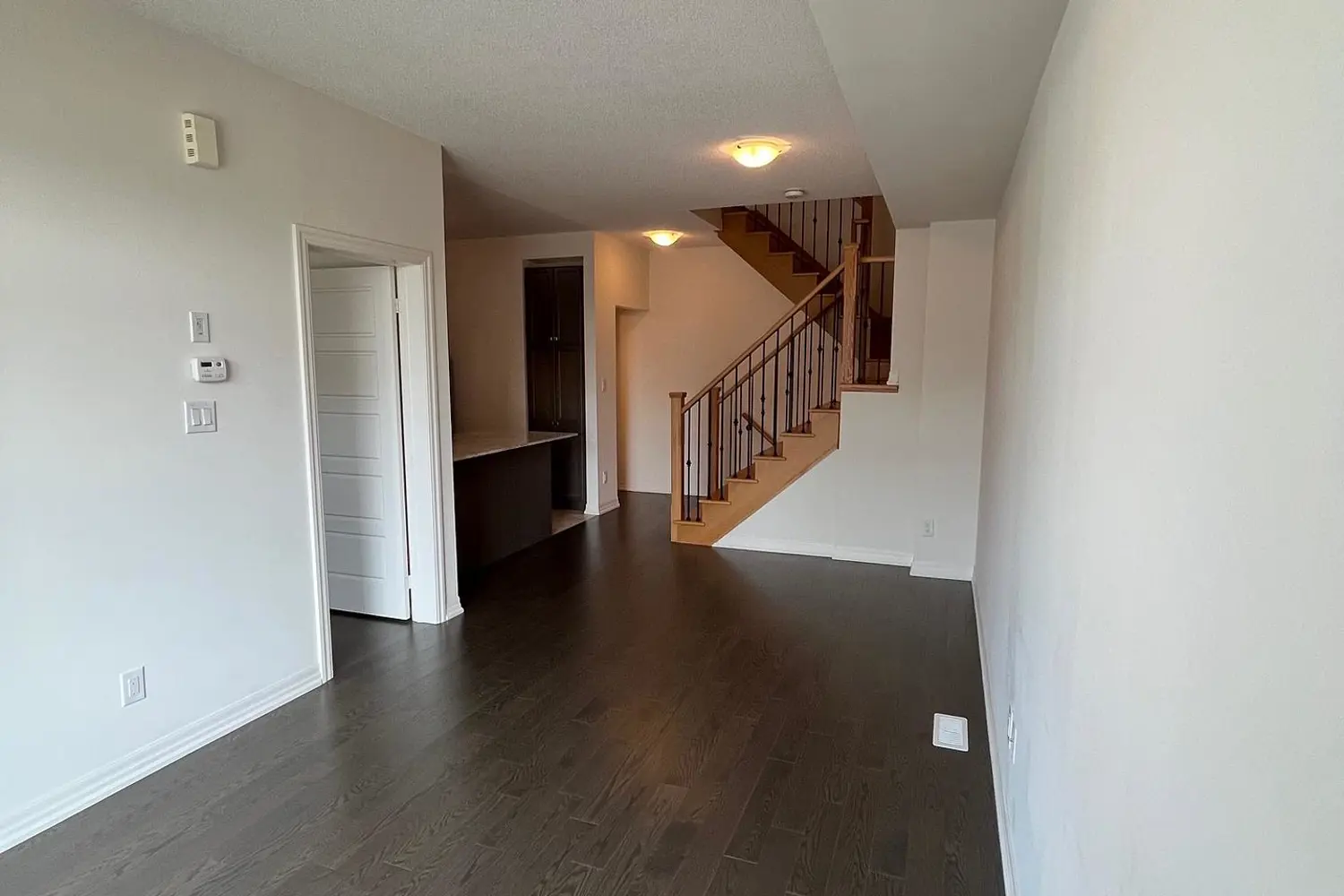 Additional image 10 of 53 Vantage Loop