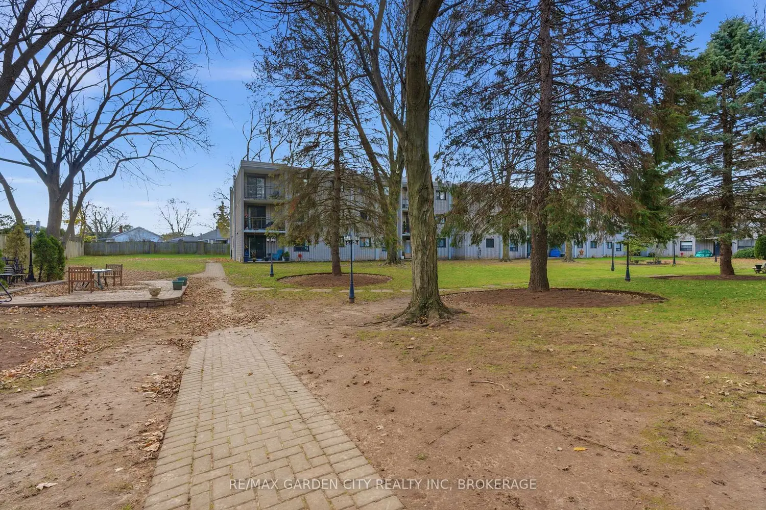 Additional image 6 of 4658 Drummond Road 230