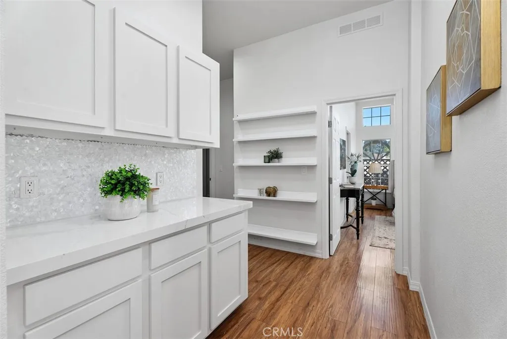 Additional image 59 of 80 Huntington St Unit 402, Huntington Beach, CA 92648