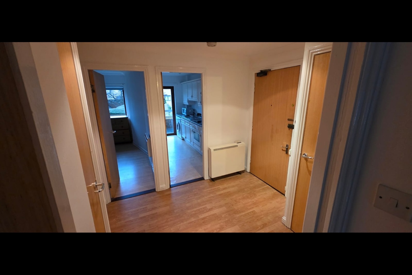 Additional image 10 of Room in a Shared Flat, Haugh Road, G3, N1 7GU