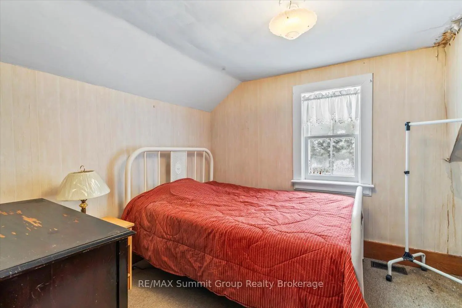 Additional image 12 of 595181 4Th Line