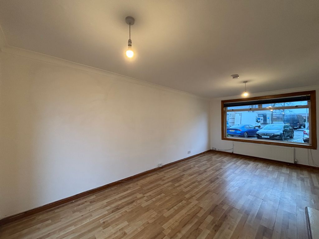 Additional image 4 of 2 bed property to rentMaxwell Place, Glenrothes KY6