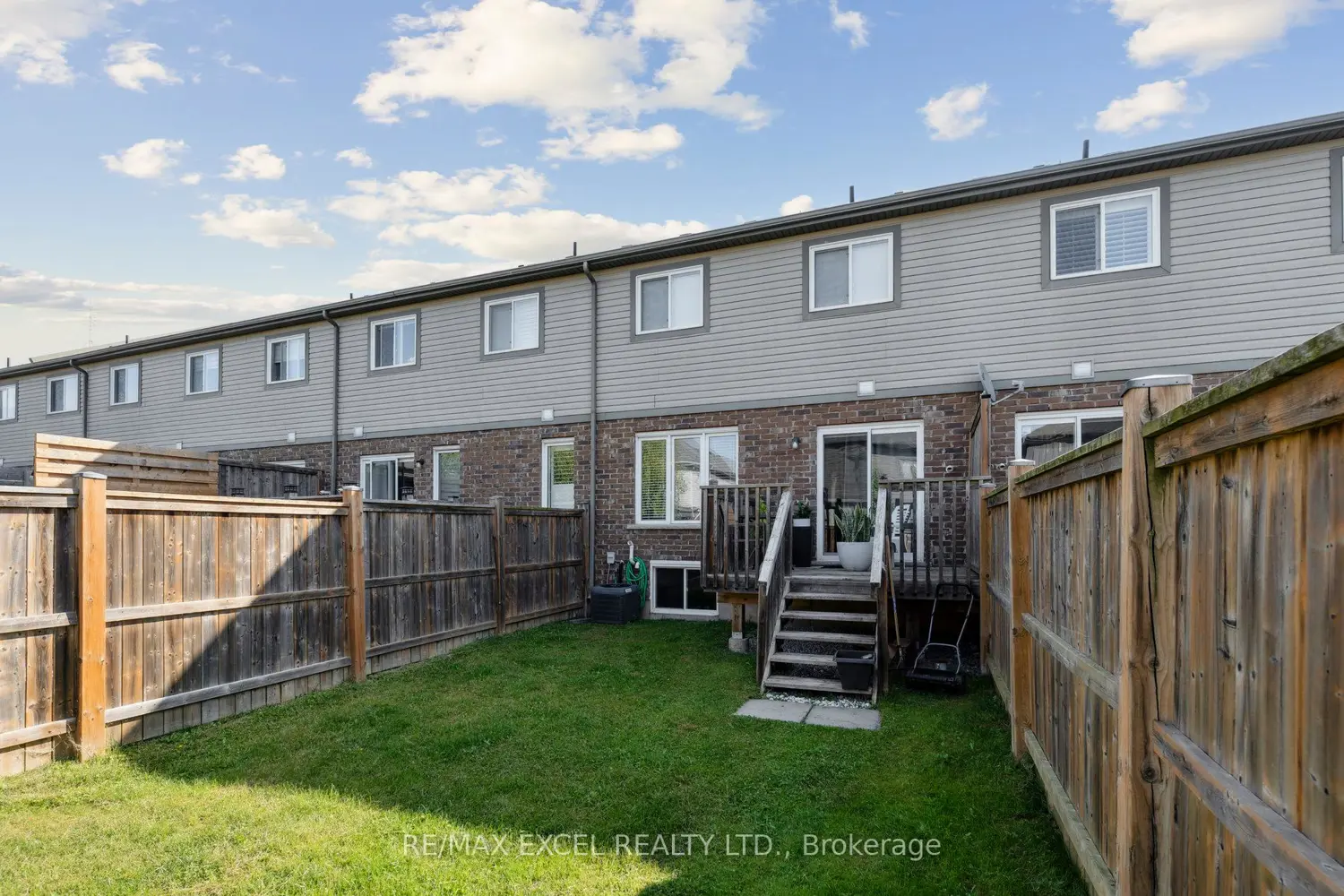 Additional image 11 of 6401 Shapton Crescent