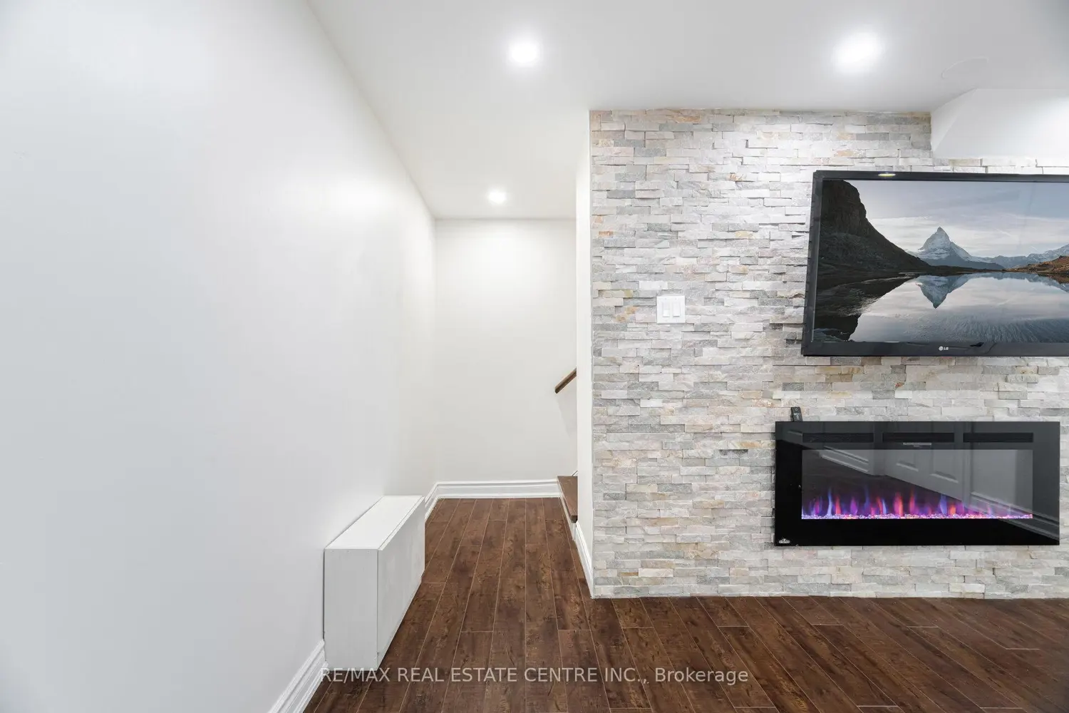 Additional image 10 of 166 Terrace Drive