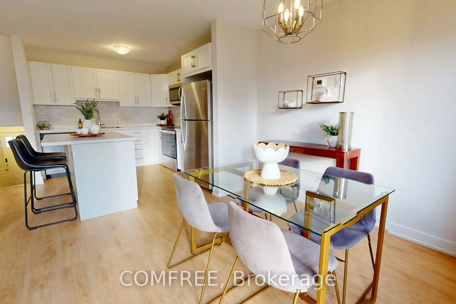 Additional image 3 of 63 Whitcomb Crescent