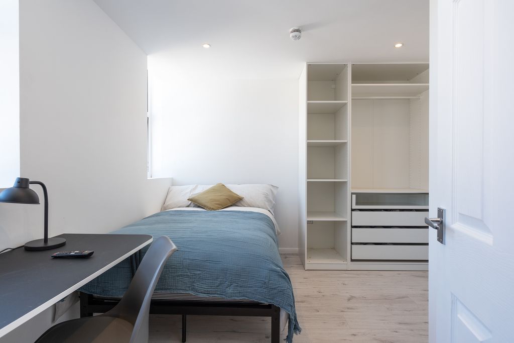 Additional image 7 of 6 bed shared accommodation to rentMarlborough Road, Swansea SA2