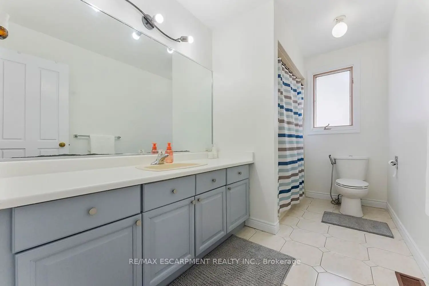 Additional image 14 of 113 Greenshire Drive