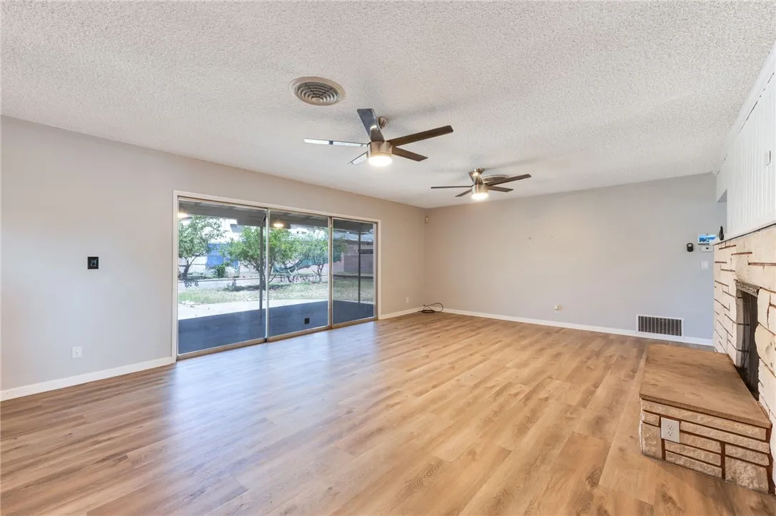 Additional image 61 of 184 Palmyra Dr, San Bernardino, CA 92404