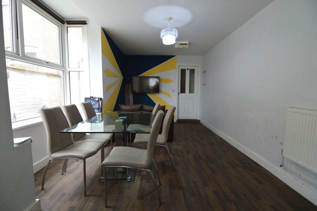 Additional image 6 of Room to rentWelholme Road, Grimsby DN32