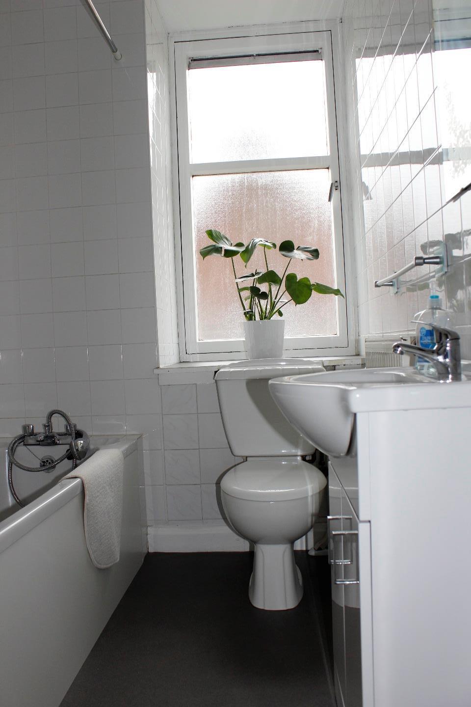 Additional image 8 of 2 Bed Flat, Blackfriars Street, G1, N1 7GU