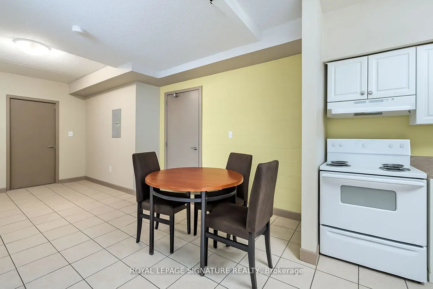 Additional image 10 of 251 Lester Street 206