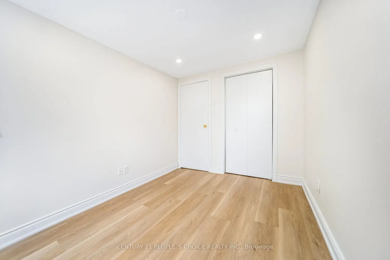 Additional image 15 of 106 Queensdale Crescent