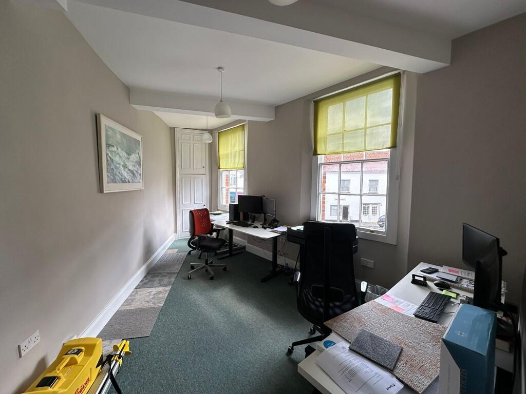 房产图片 2 - 英国萨默塞特郡威尔斯Priory路2号，邮编BA5 1SY