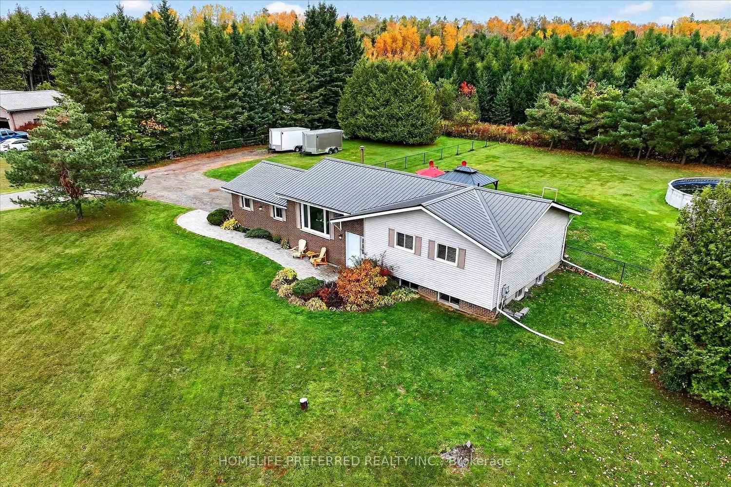 Additional image 2 of 530 Centreline Road