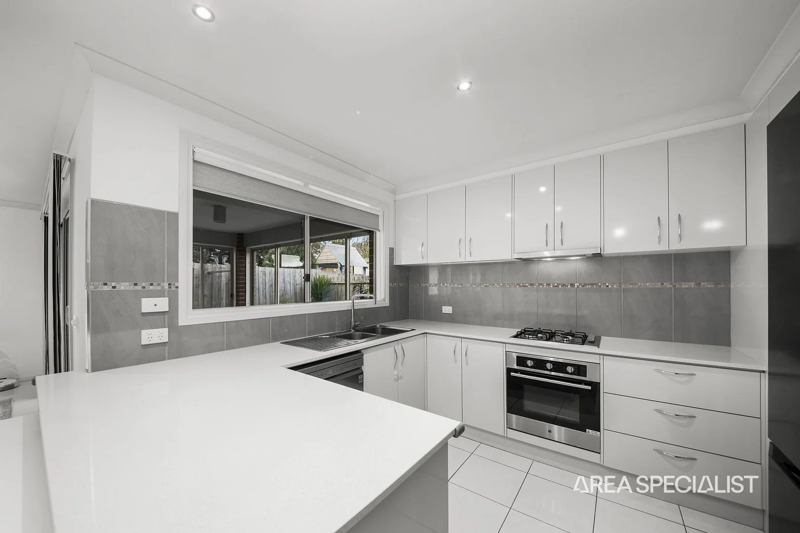 Additional image 4 of 45 Kingston Avenue, Pakenham VIC 3810