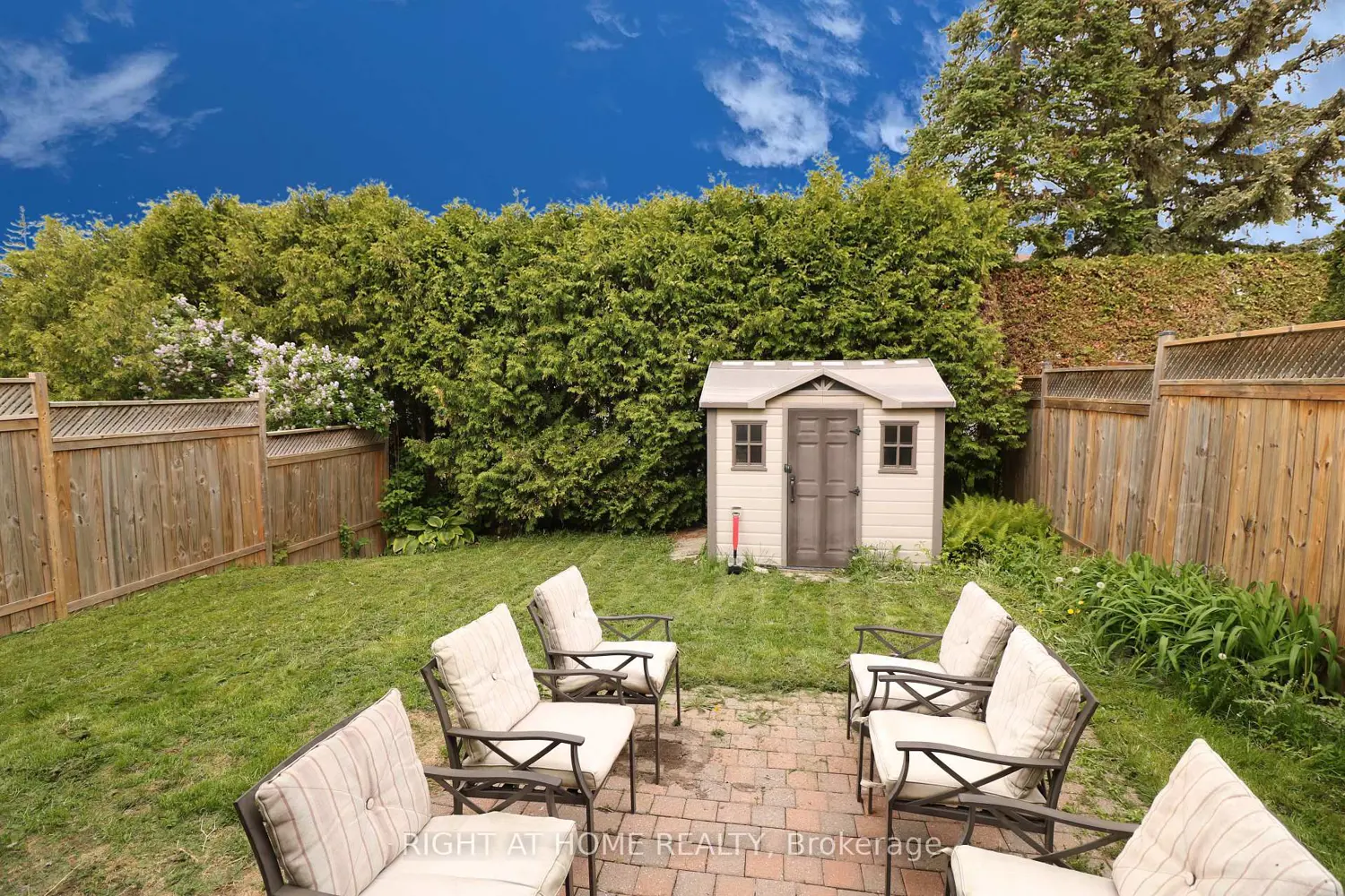 Additional image 19 of 40 Stable Way