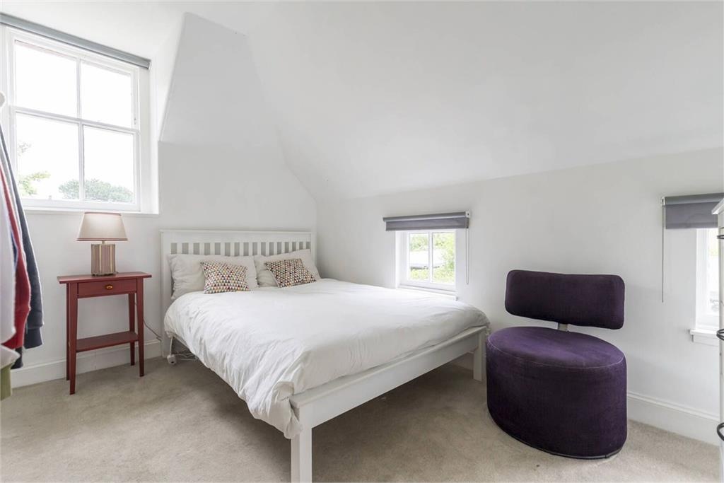 Additional image 10 of 3 Bed Flat, Craigmillar Park, EH16, N1 7GU
