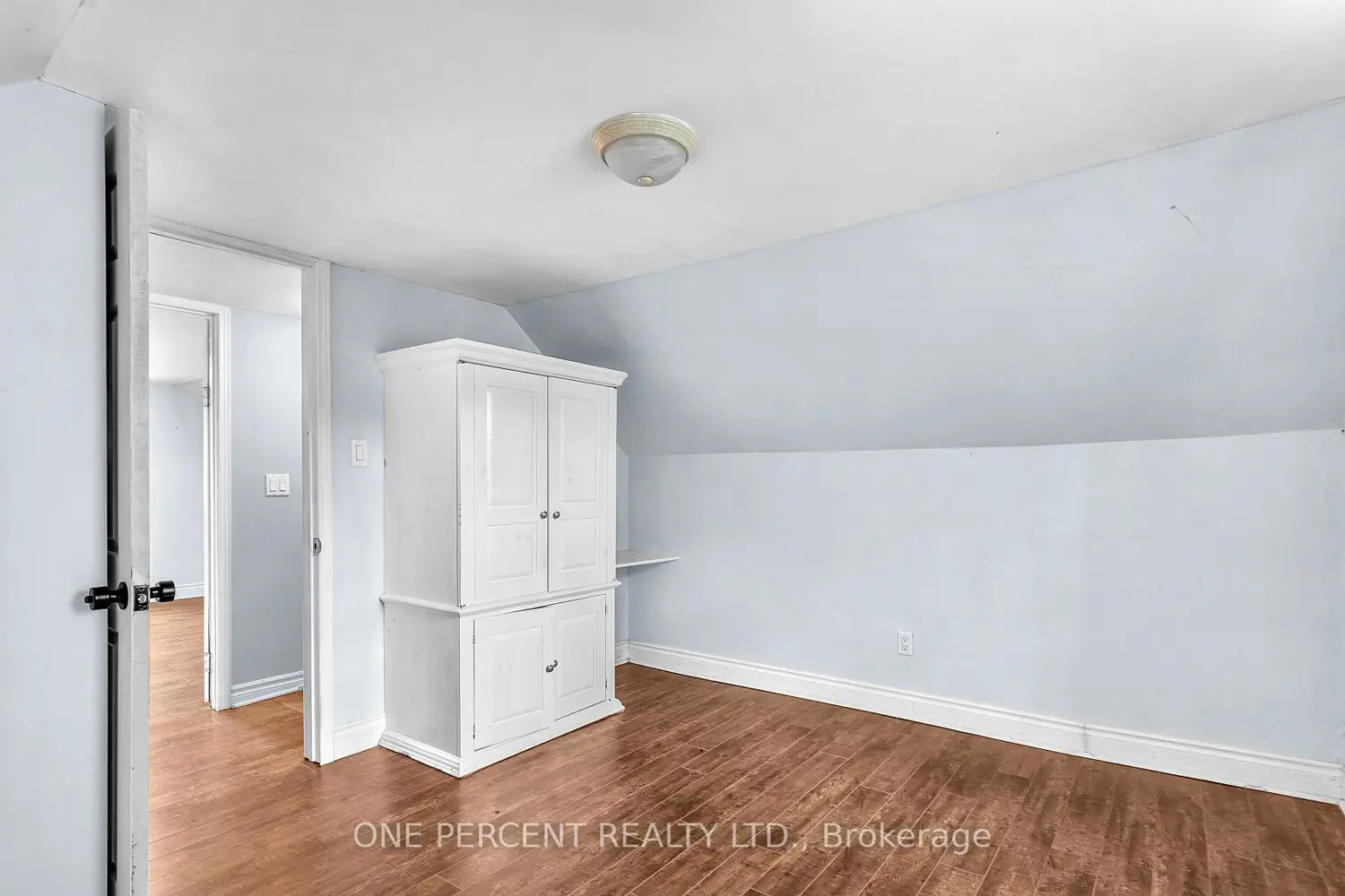 Additional image 18 of 1185 Albany Street