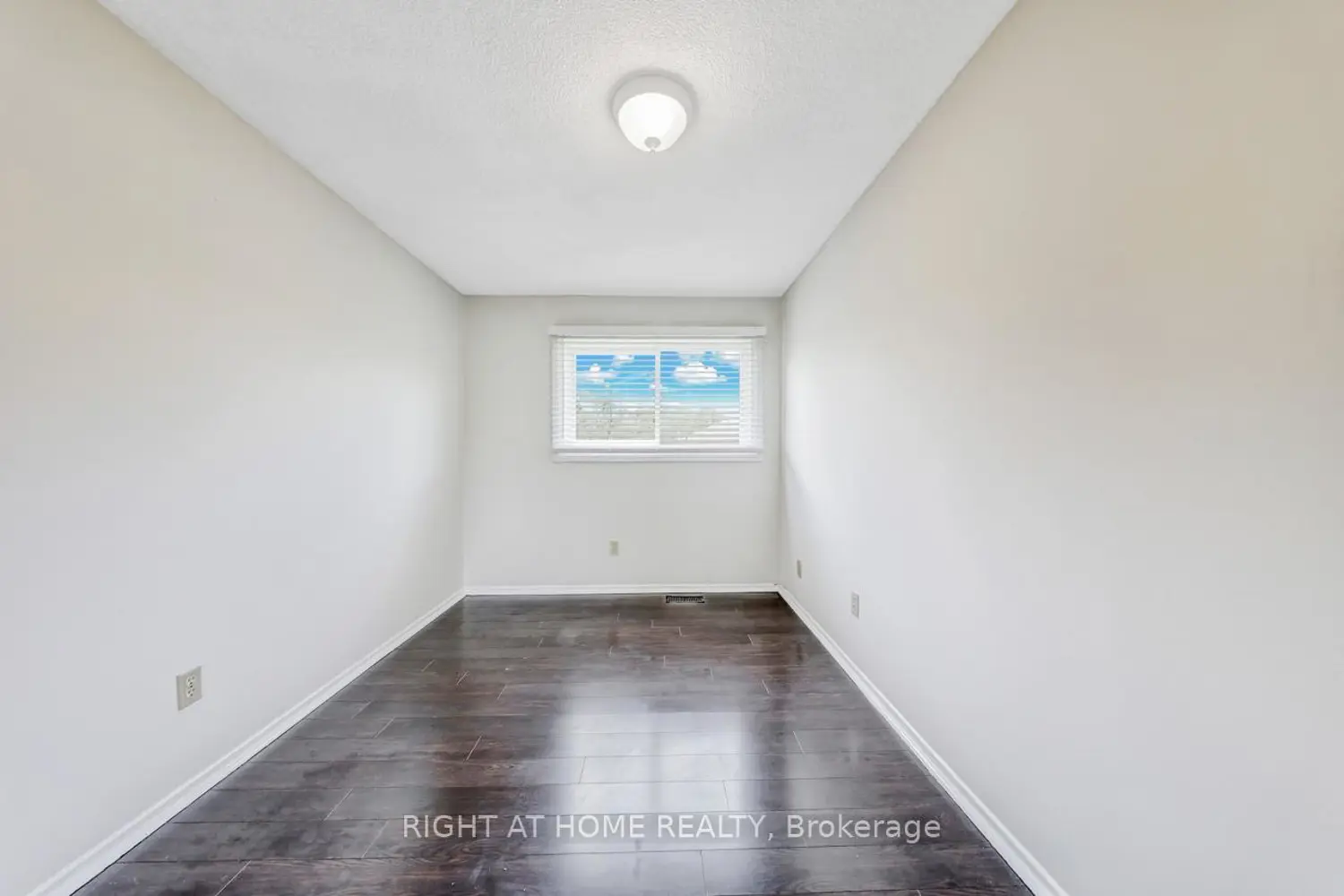 Additional image 9 of 9 Ashton Crescent 9