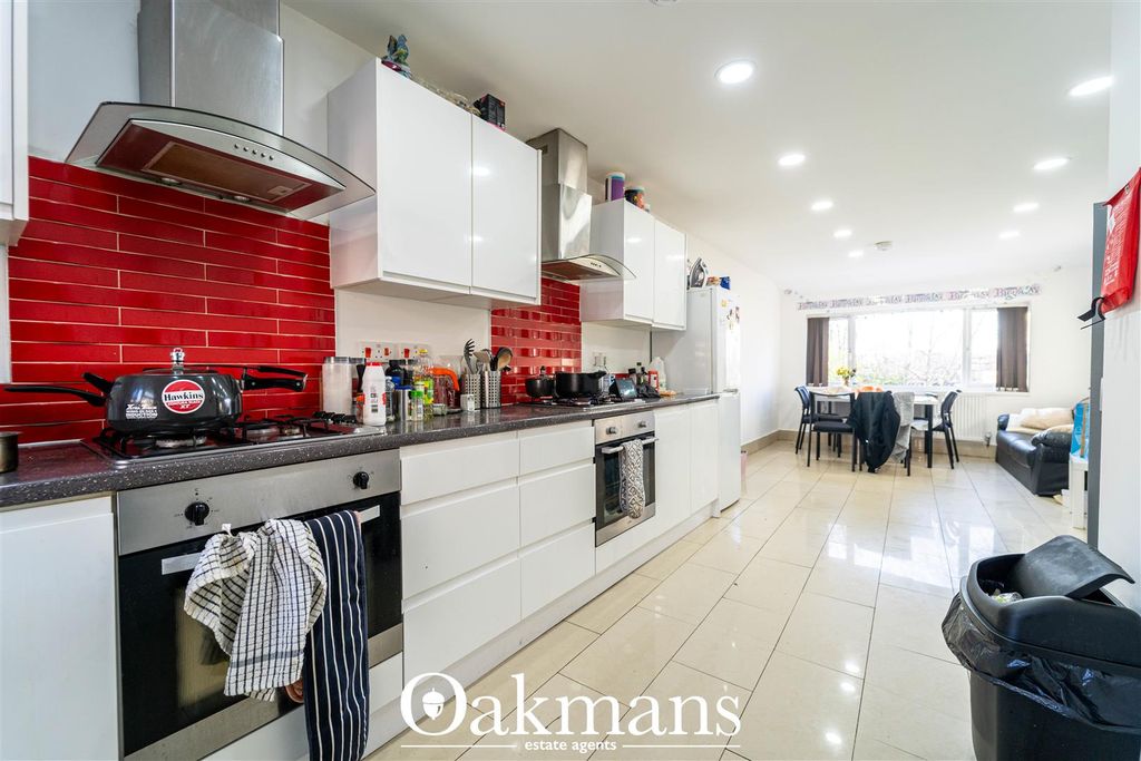 Additional image 5 of 8 bed detached house to rentRookery Road, Selly Oak, Birmingham B29