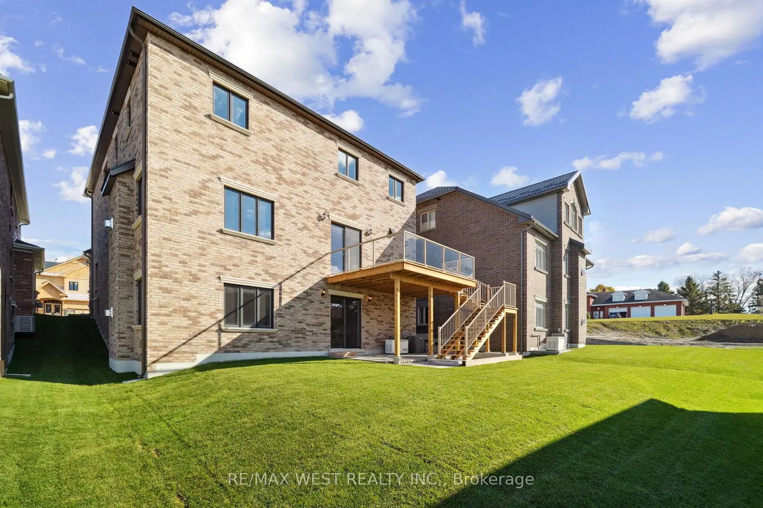 Additional image 15 of 29 W Dykie Court