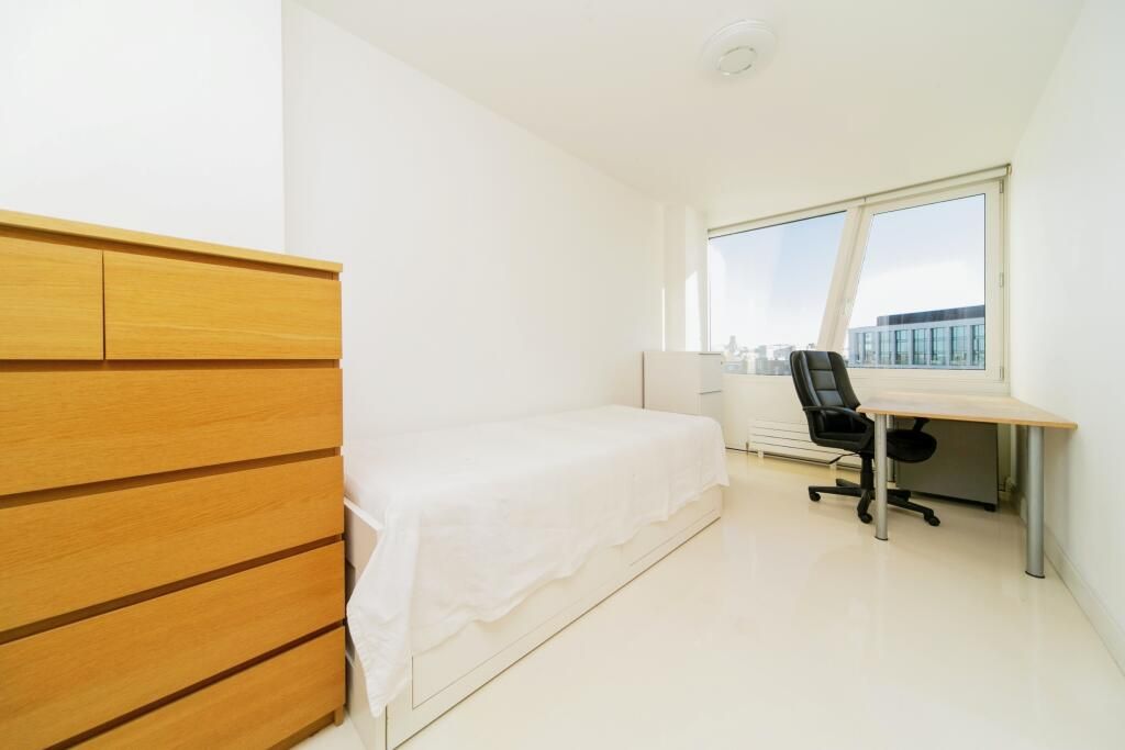 Additional image 8 of 3 bed flat to rentStrand Street, Liverpool L1