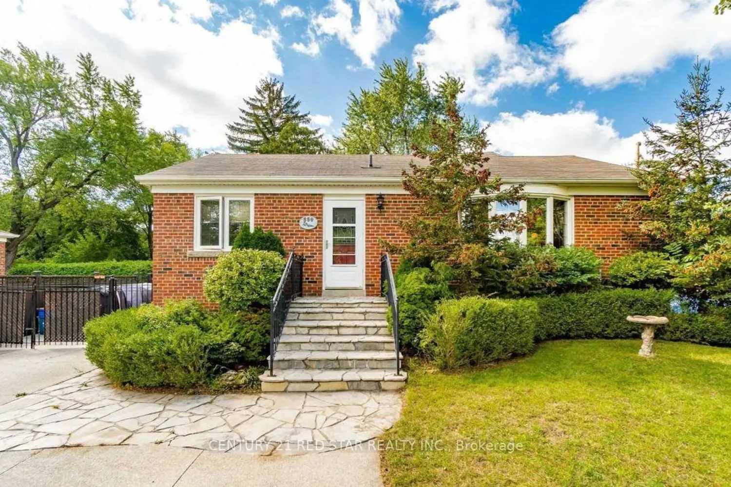 Additional image 7 of 550 Fourth Line